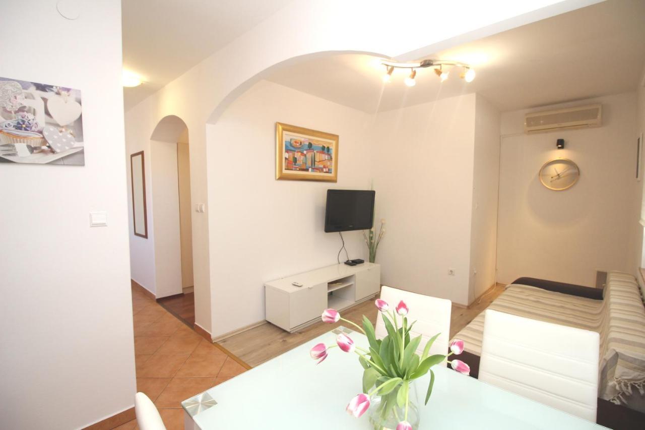 Apartments Vesna Punat Exterior photo