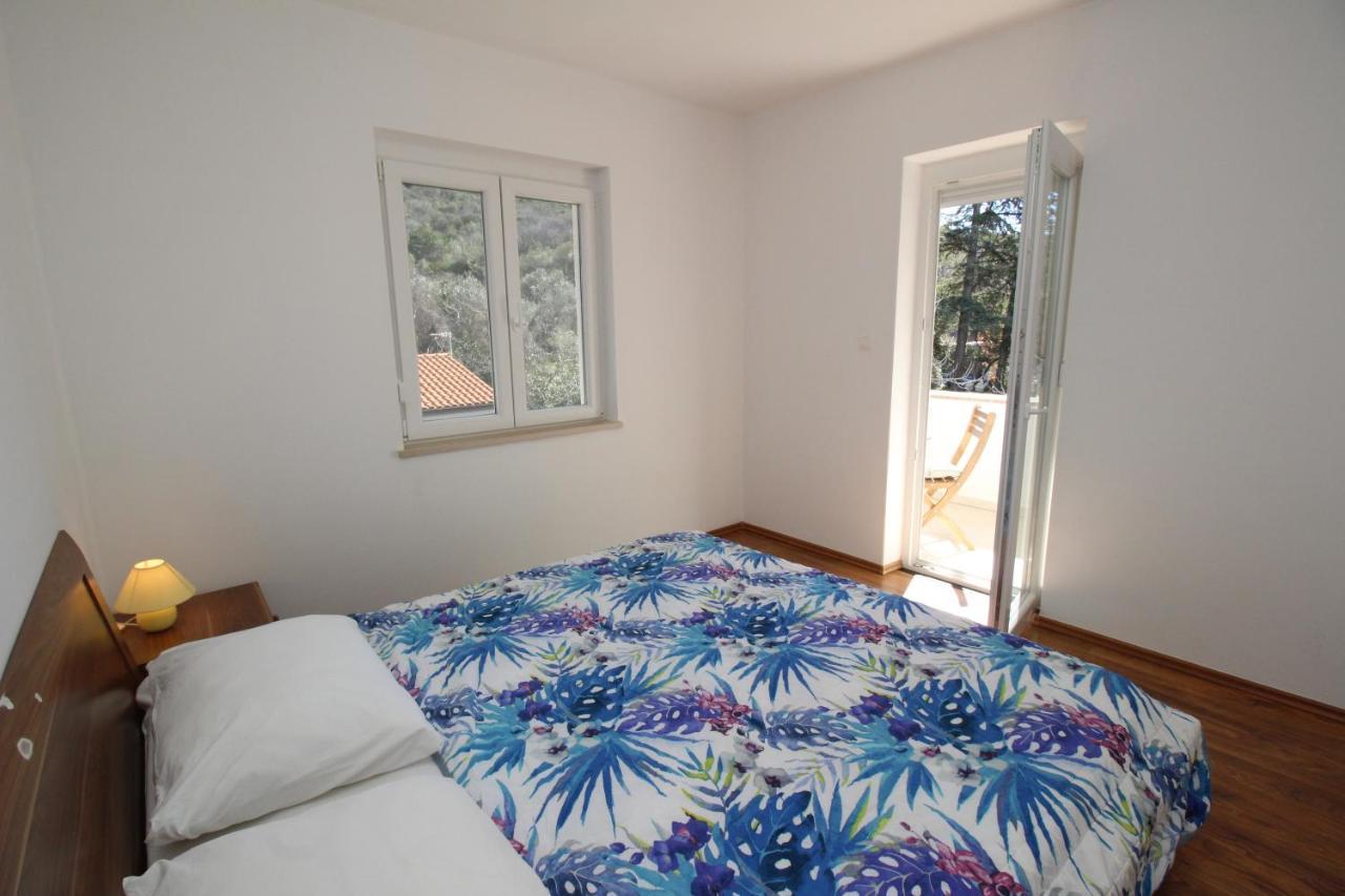 Apartments Vesna Punat Exterior photo